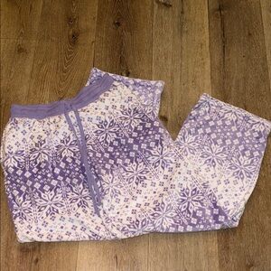 Croft & Barrow Lavender and White Pajama Set